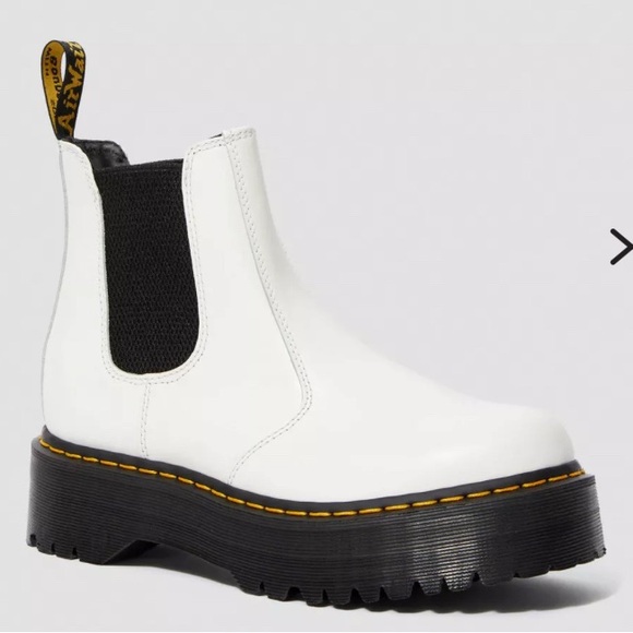 Smooth Leather Platform Chelsea Boots - Picture 1 of 3